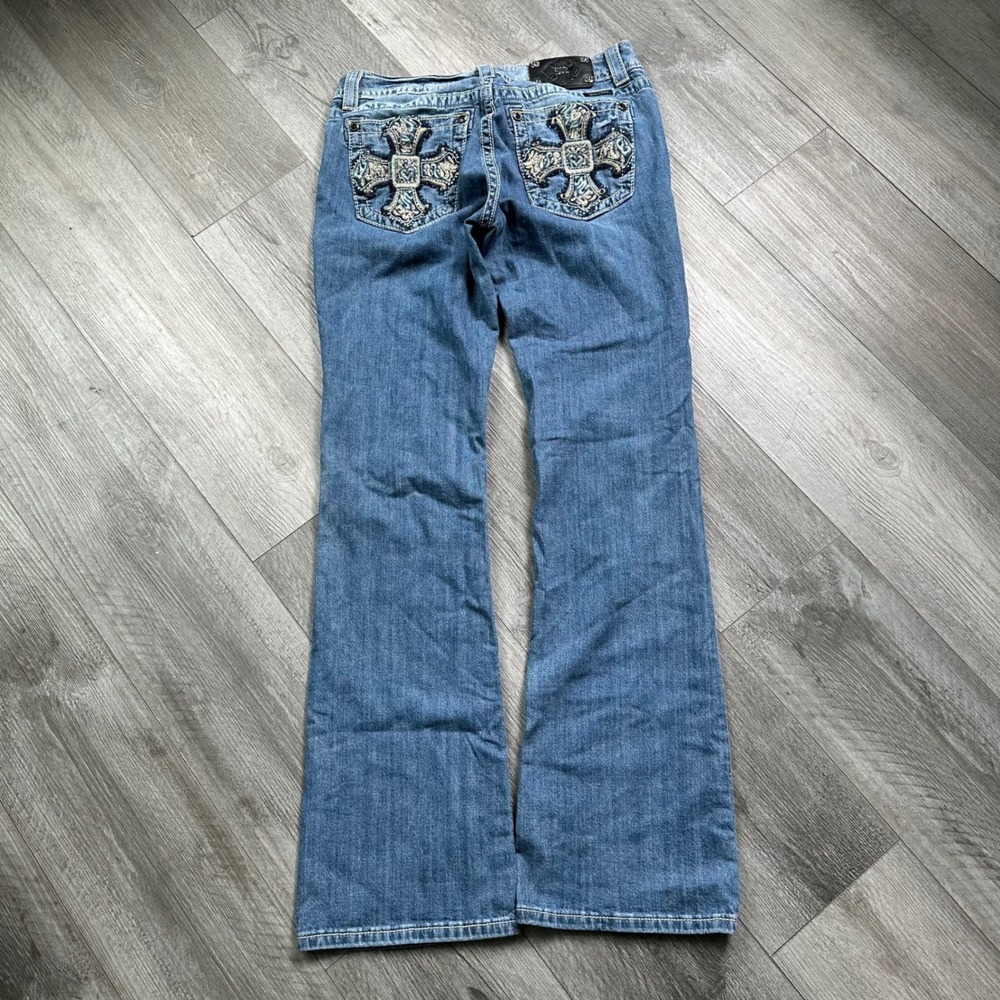 Miss Me Bootcut Jeans Size 31 Embellished Cross Pockets Medium Wash Y2K lowrise - Picture 3 of 8